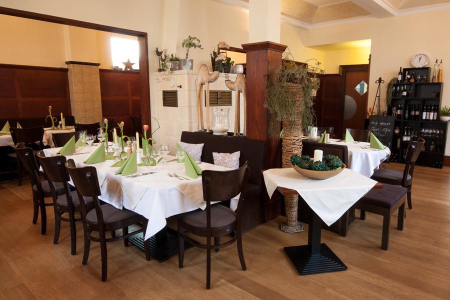 Linde Restaurant & Hotel Nußloch Exteriör bild